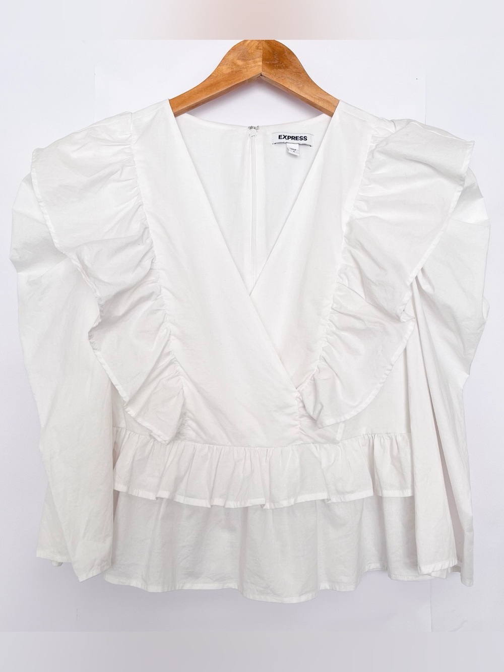 Express Ruffle Blouse Surplice Neck 3/4 Sleeves Cotton Cottage Size Small White